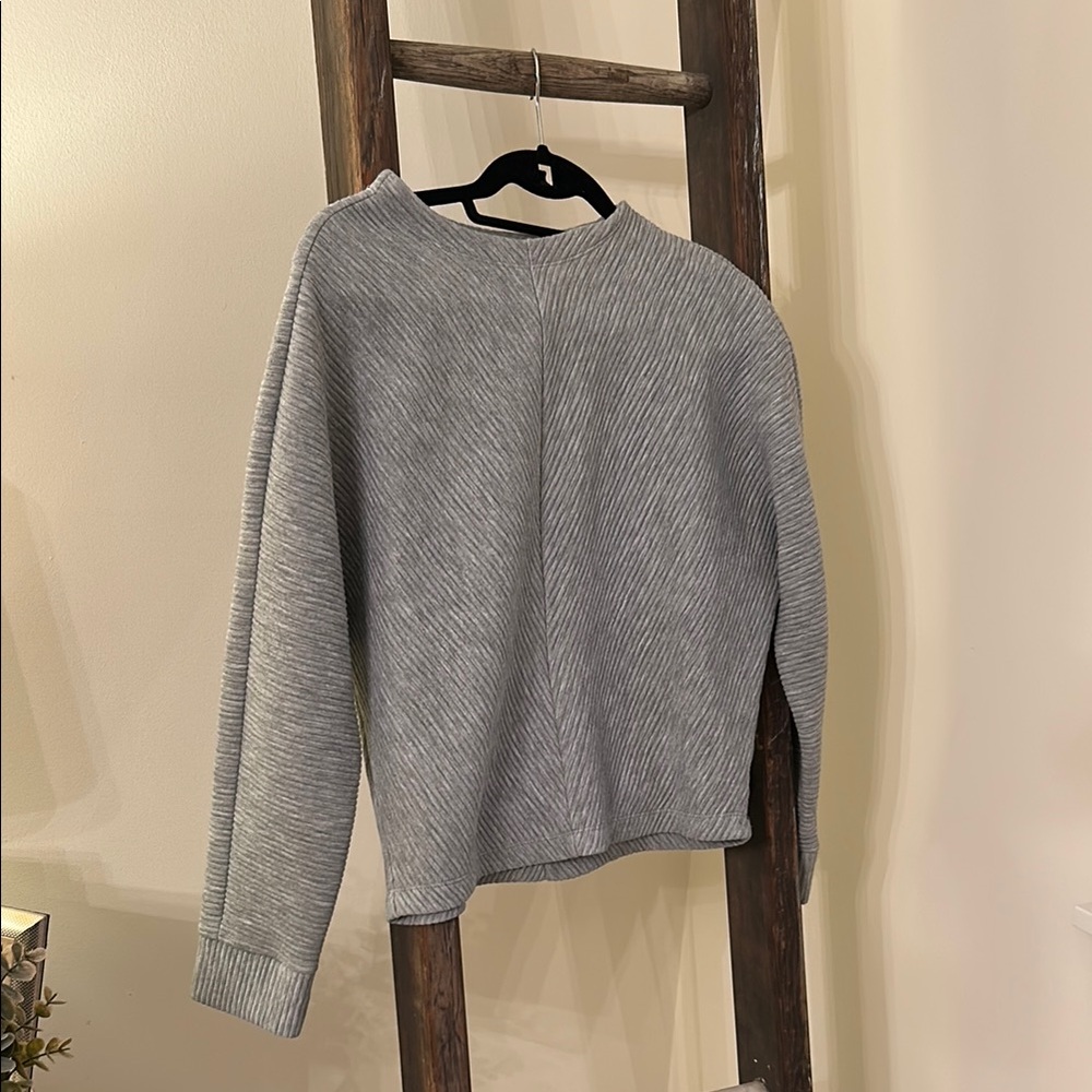 Gray Crewneck Sweater/Sweatshirt Minimalist | Size XS
